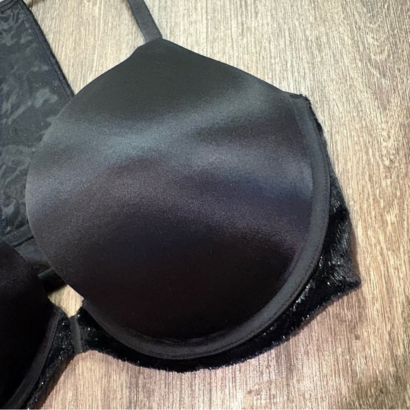 Victoria's Secret Very Sexy Velvet Trimmed Push-up Bra 36DD Black Front Clasp - Picture 5 of 14